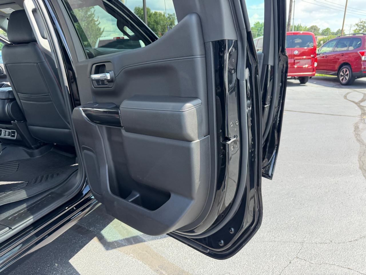 Chevrolet Silverado 1500 4WD Crew Cab 147" RST 2021