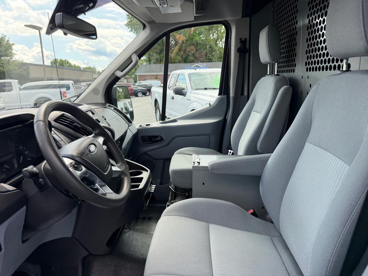 Ford Transit Cargo Van T-250 148" Med Rf 9000 GVWR Sliding RH Dr 2015