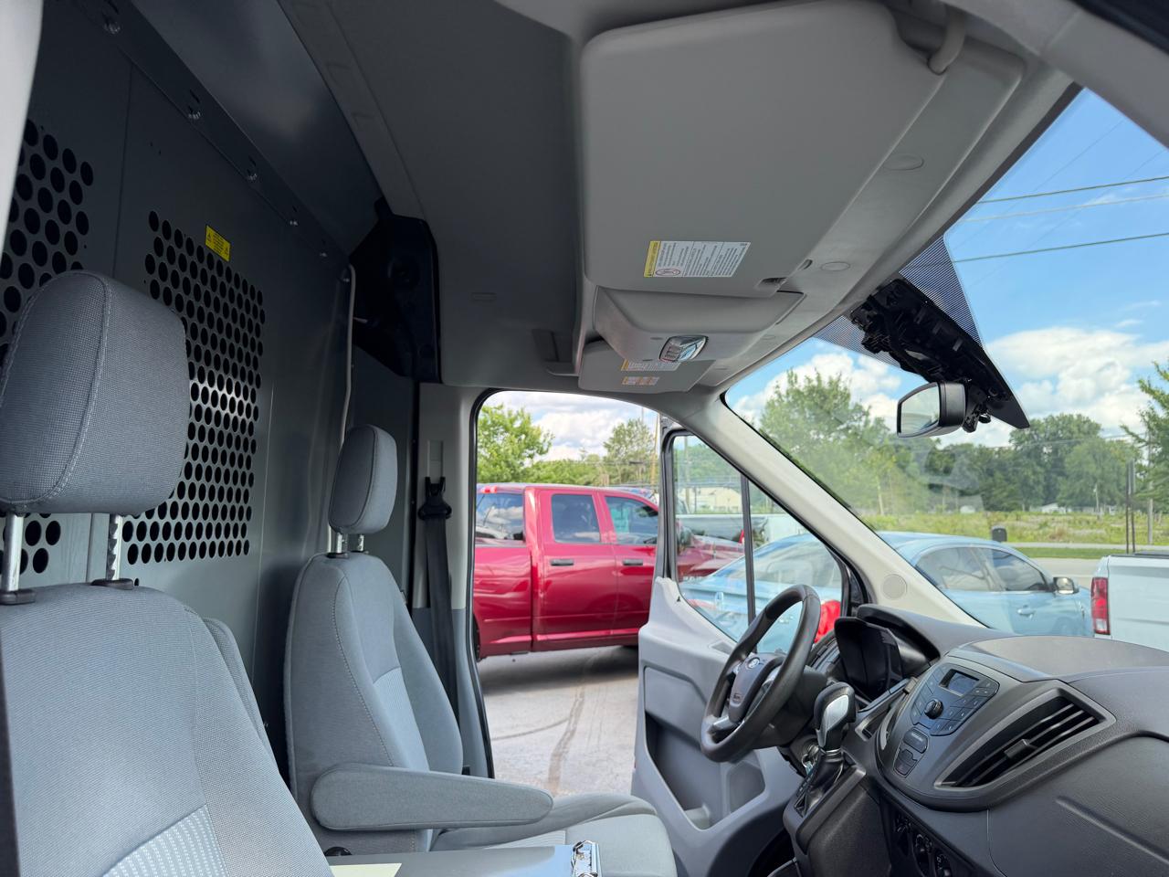Ford Transit Cargo Van T-250 148" Med Rf 9000 GVWR Sliding RH Dr 2015