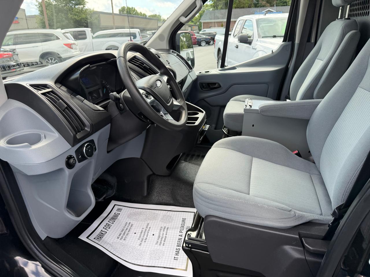 Ford Transit Cargo Van T-250 148" Med Rf 9000 GVWR Sliding RH Dr 2015