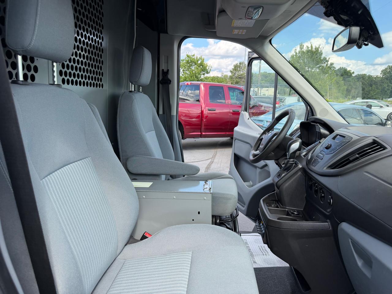 Ford Transit Cargo Van T-250 148" Med Rf 9000 GVWR Sliding RH Dr 2015