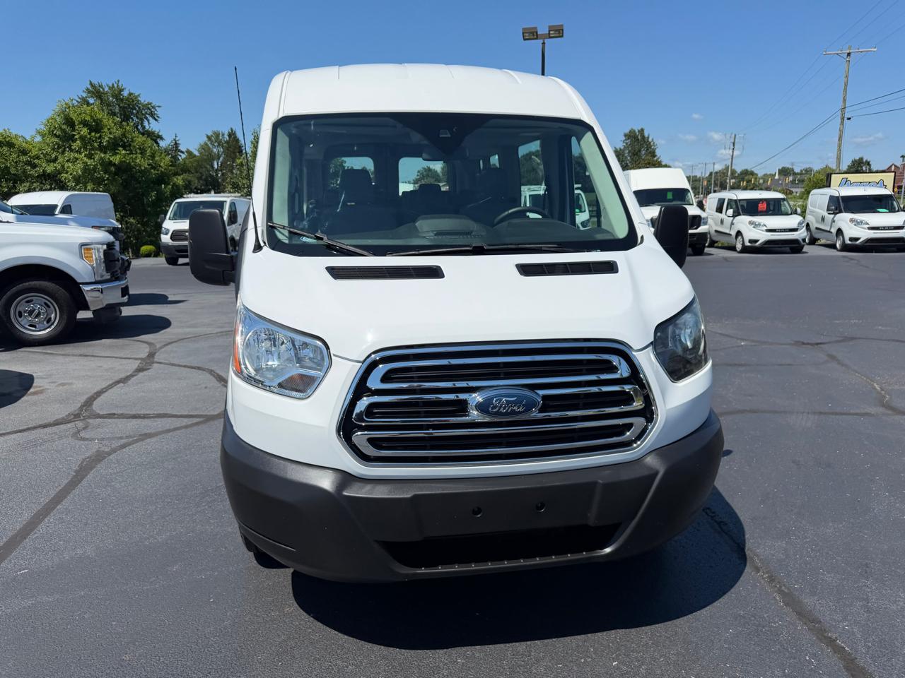 Ford Transit Passenger Wagon T-350 148" Med Roof XLT Sliding RH Dr 2019