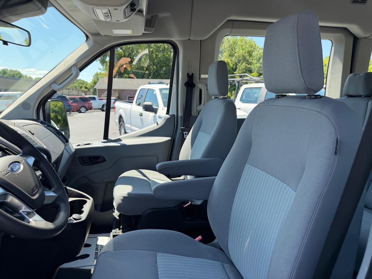 Ford Transit Passenger Wagon T-350 148" Med Roof XLT Sliding RH Dr 2019