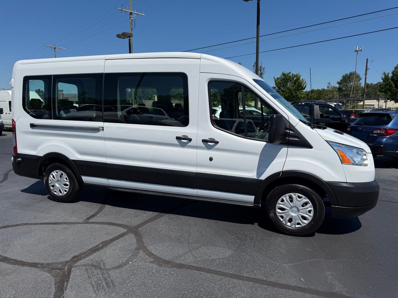 Ford Transit Passenger Wagon T-350 148" Med Roof XLT Sliding RH Dr 2019