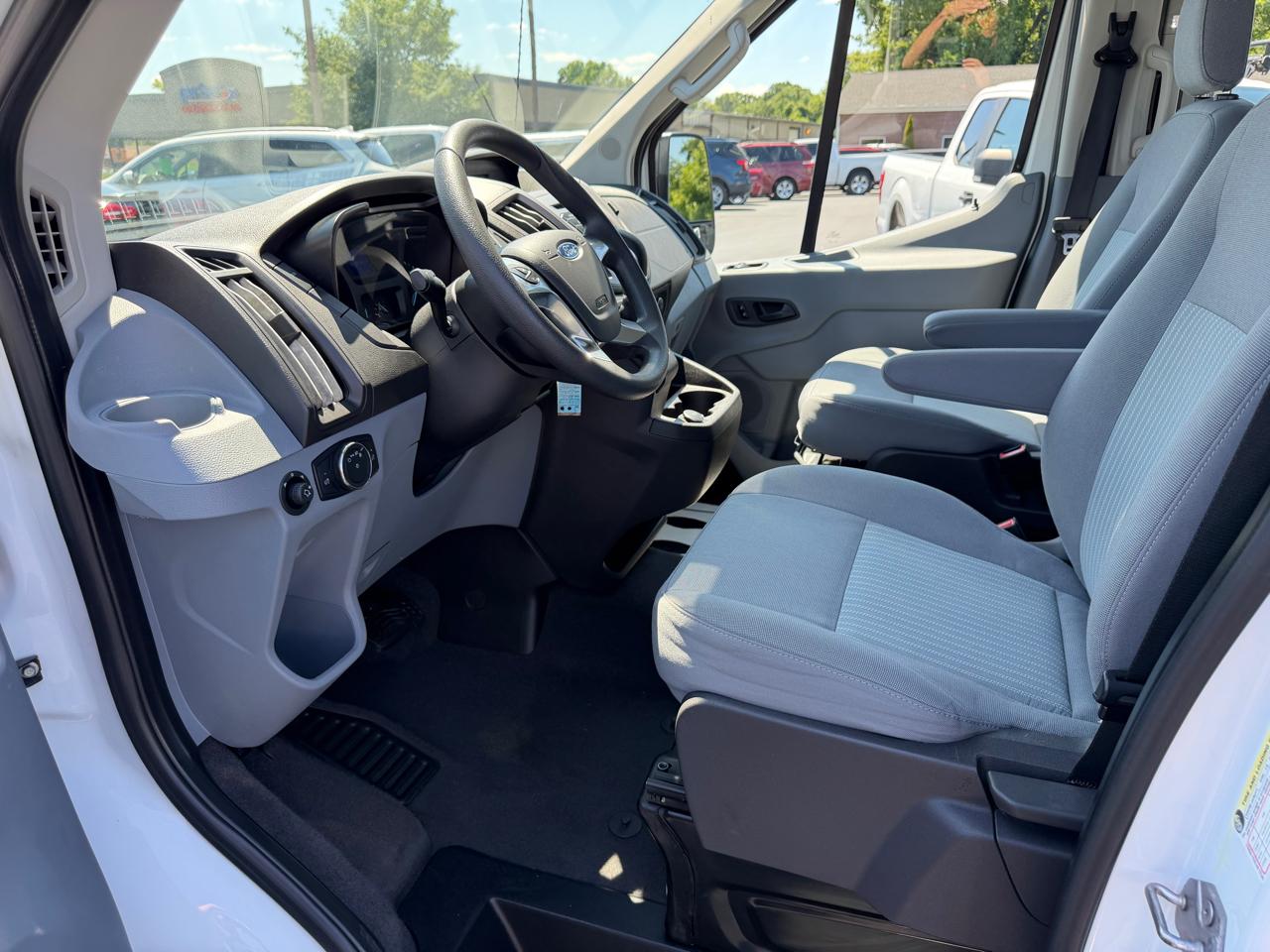 Ford Transit Passenger Wagon T-350 148" Med Roof XLT Sliding RH Dr 2019