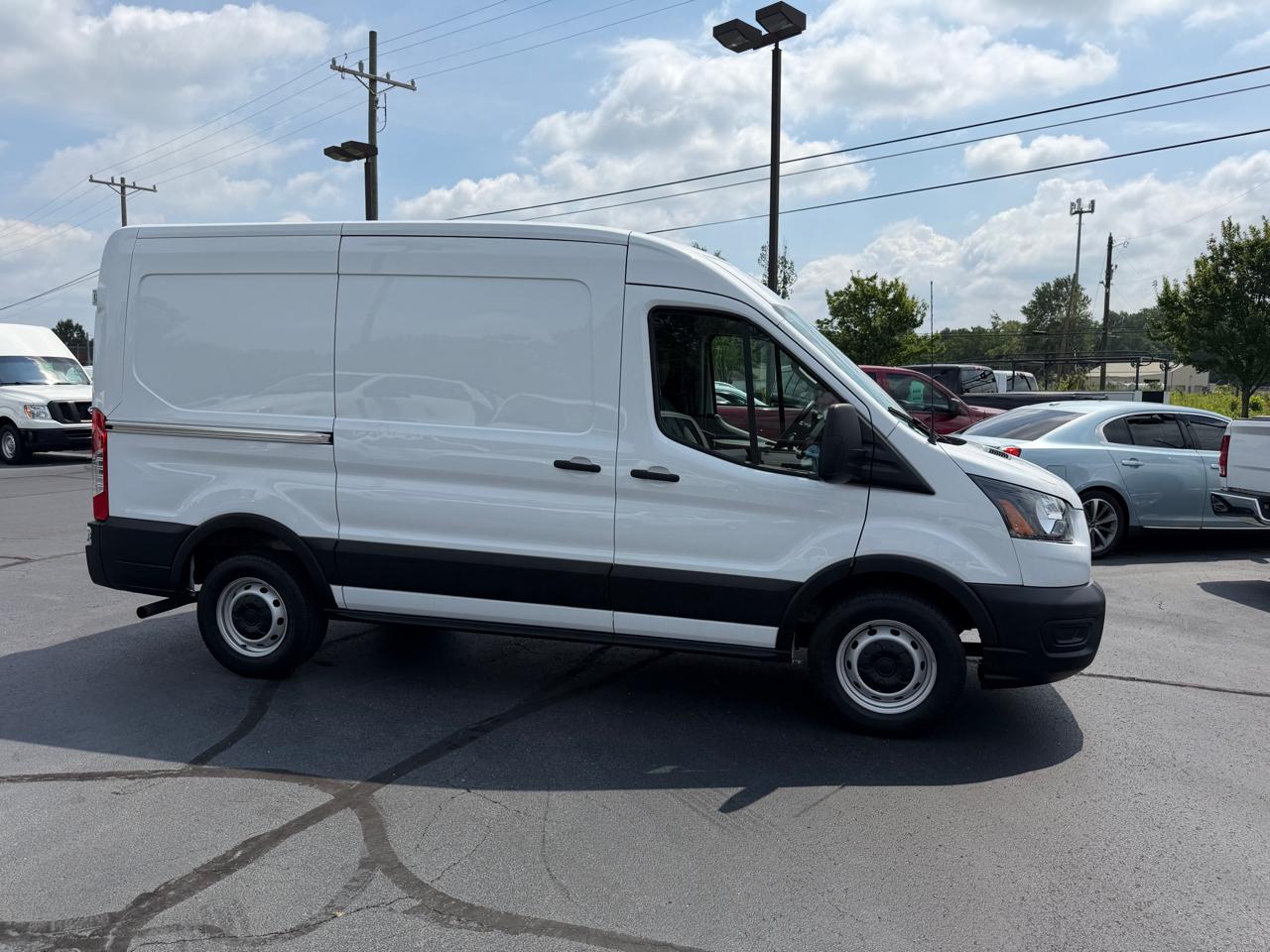 Ford Transit Cargo Van T-150 130" Med Rf 8670 GVWR RWD 2023