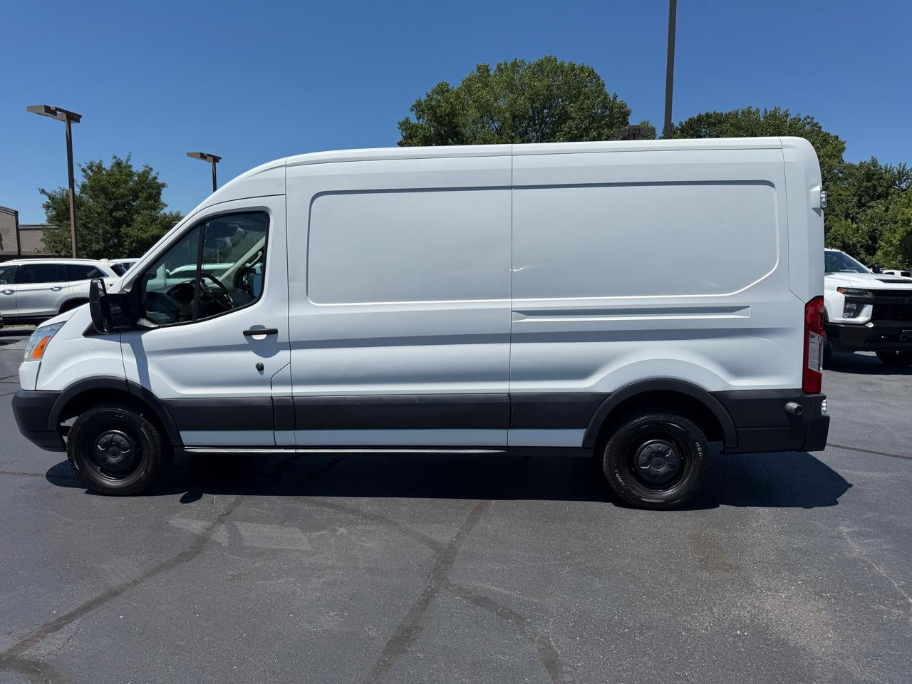 Ford Transit Cargo Van T-250 148" Med Rf 9000 GVWR Sliding RH Dr 2015