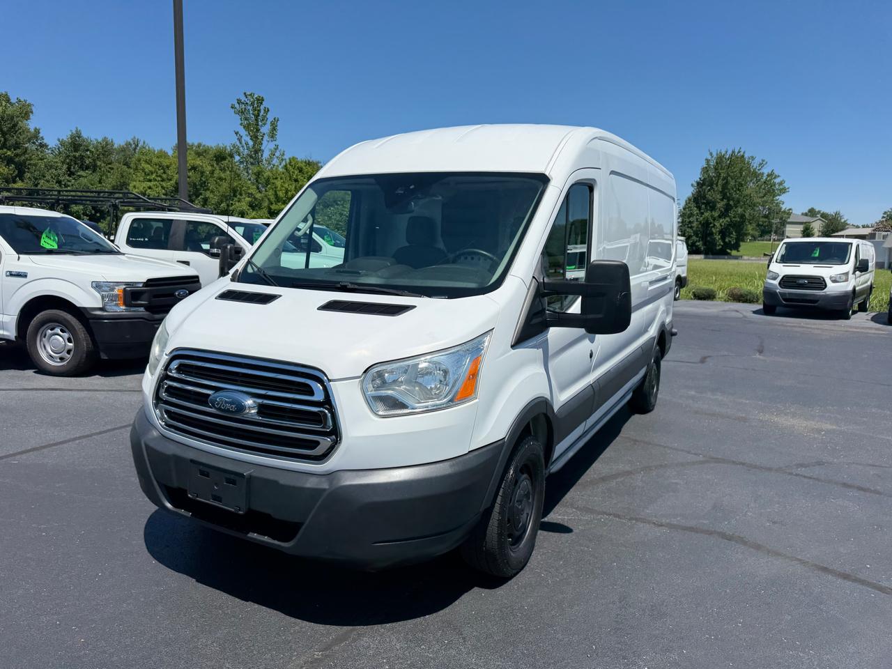 Ford Transit Cargo Van T-250 148" Med Rf 9000 GVWR Sliding RH Dr 2015