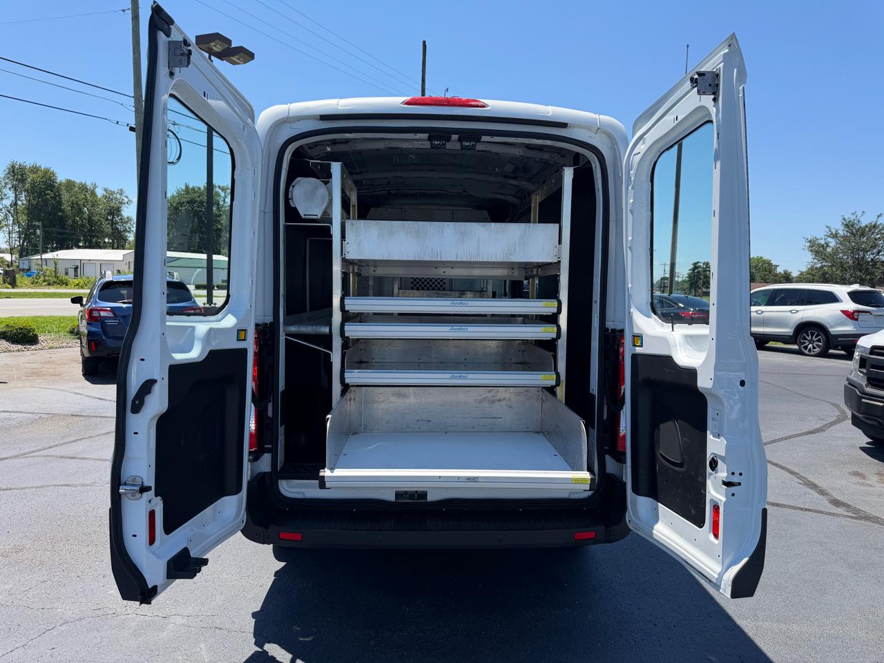 Ford Transit Cargo Van T-250 148" Med Rf 9000 GVWR Sliding RH Dr 2015