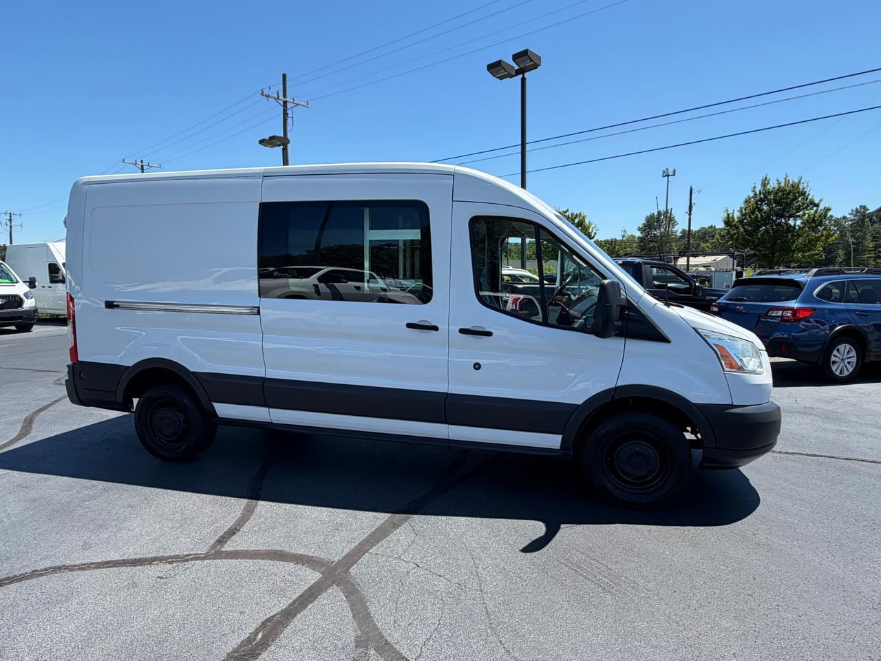 Ford Transit Cargo Van T-250 148" Med Rf 9000 GVWR Sliding RH Dr 2015