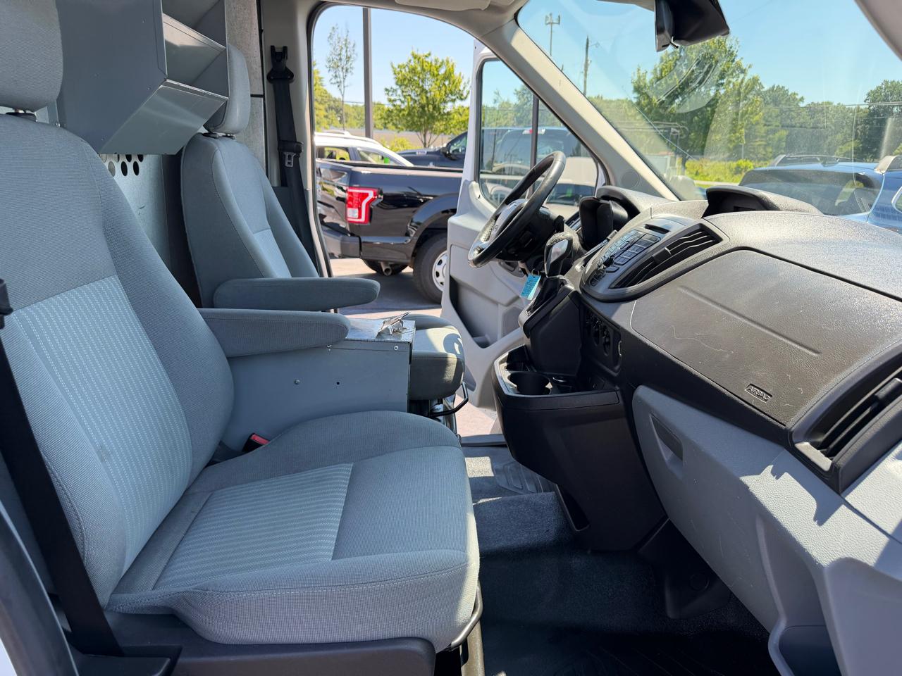 Ford Transit Cargo Van T-250 148" Med Rf 9000 GVWR Sliding RH Dr 2015