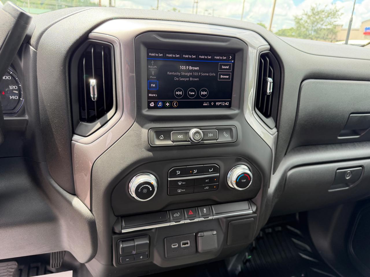 GMC Sierra 2500HD 4WD Crew Cab 159" Pro 2023