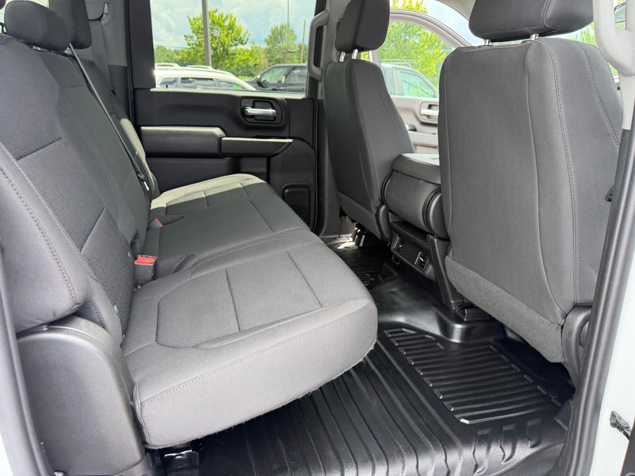 GMC Sierra 2500HD 4WD Crew Cab 159" Pro 2023