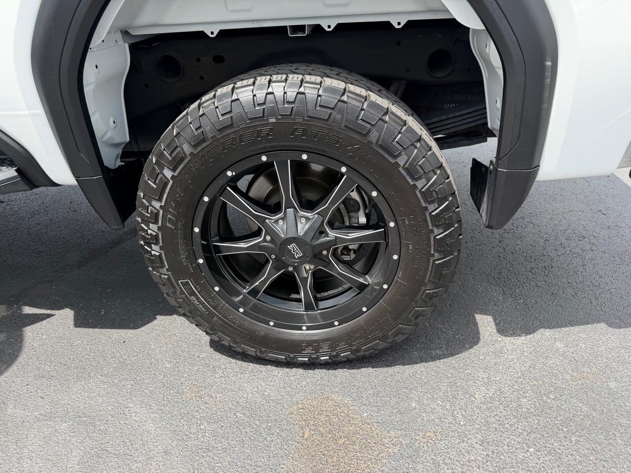 GMC Sierra 2500HD 4WD Crew Cab 159" Pro 2023