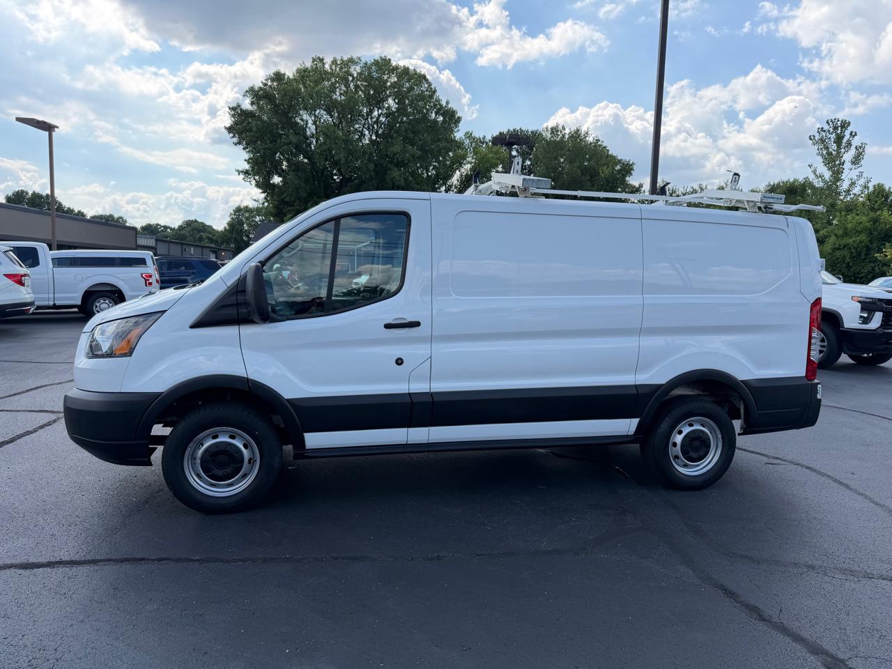 Ford Transit Van T-250 130" Low Rf 9000 GVWR Sliding RH Dr 2019