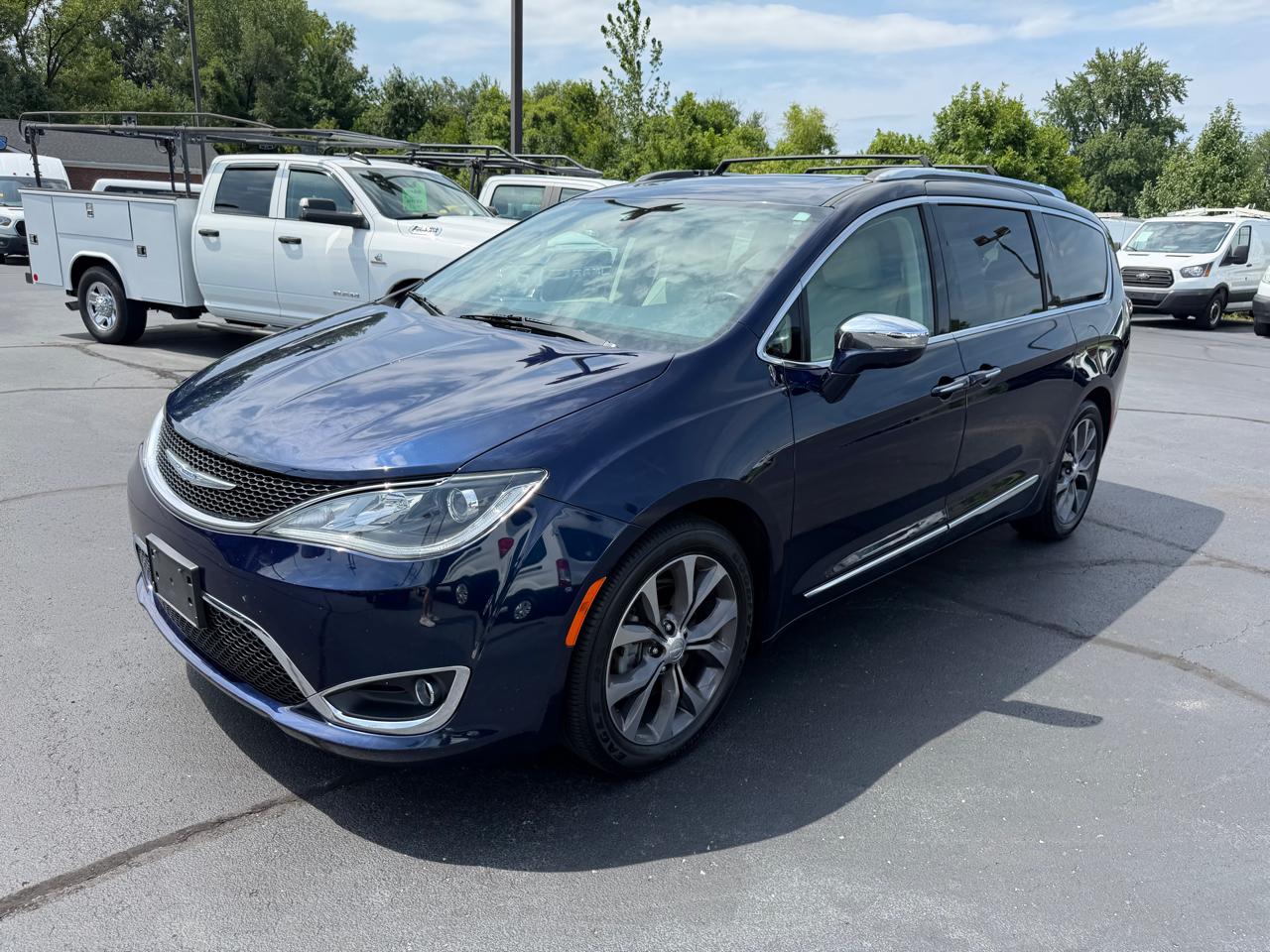 Chrysler Pacifica Limited FWD 2018
