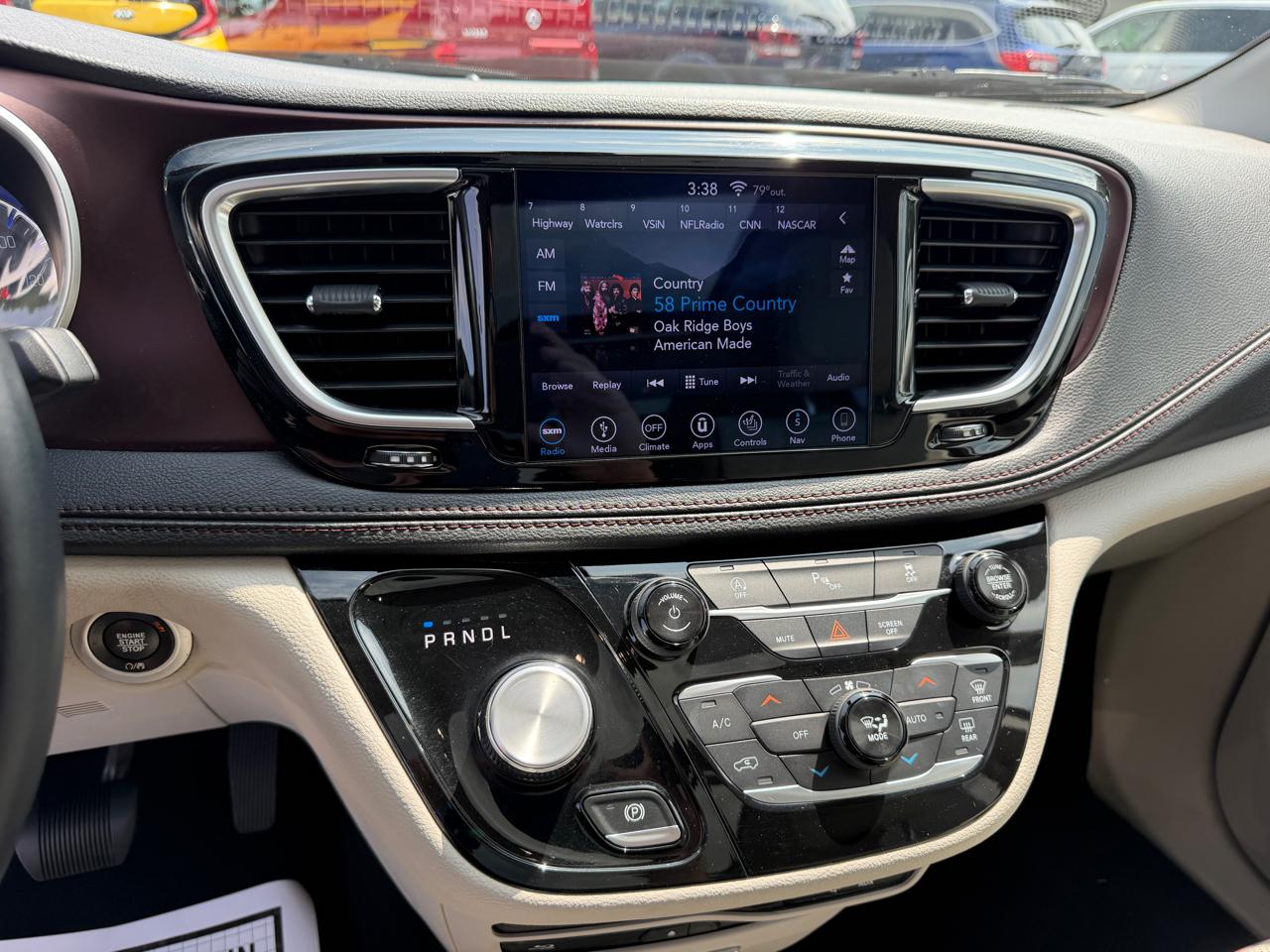 Chrysler Pacifica Limited FWD 2018