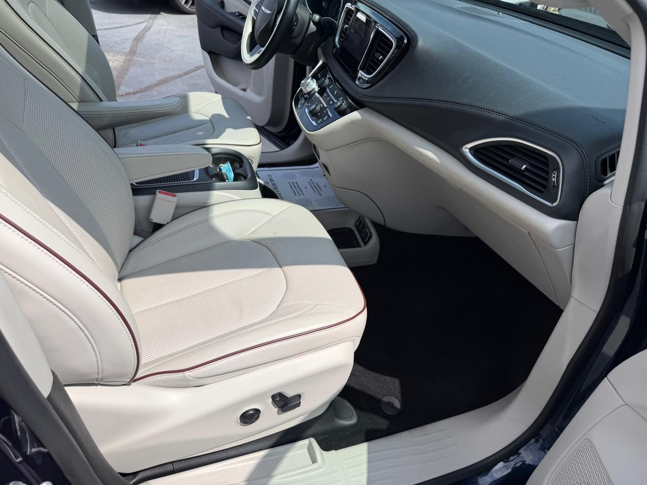 Chrysler Pacifica Limited FWD 2018