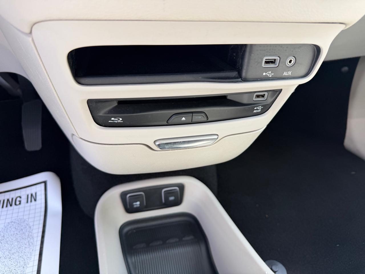 Chrysler Pacifica Limited FWD 2018