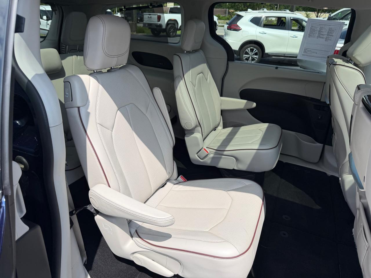 Chrysler Pacifica Limited FWD 2018