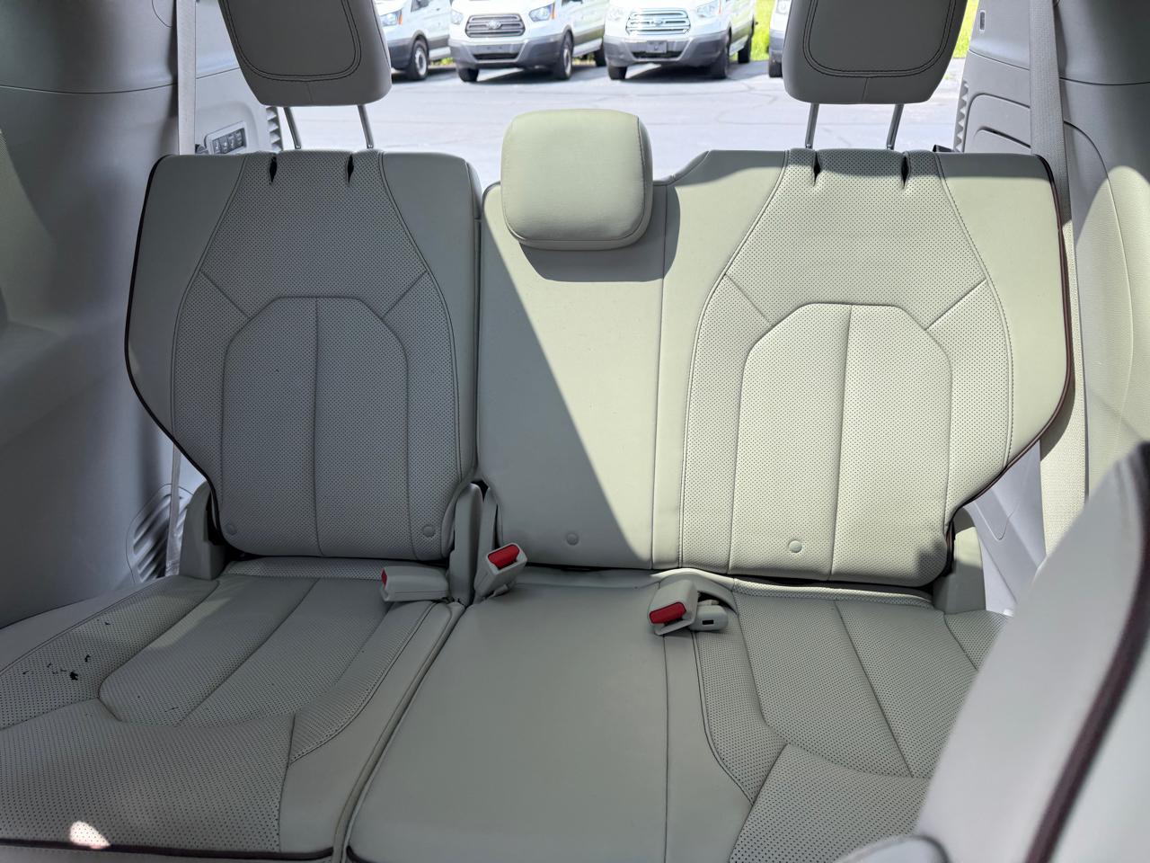 Chrysler Pacifica Limited FWD 2018