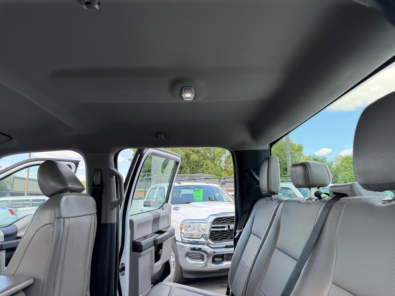 Ford Super Duty F-250 SRW XL 4WD Crew Cab 8' Box 2022