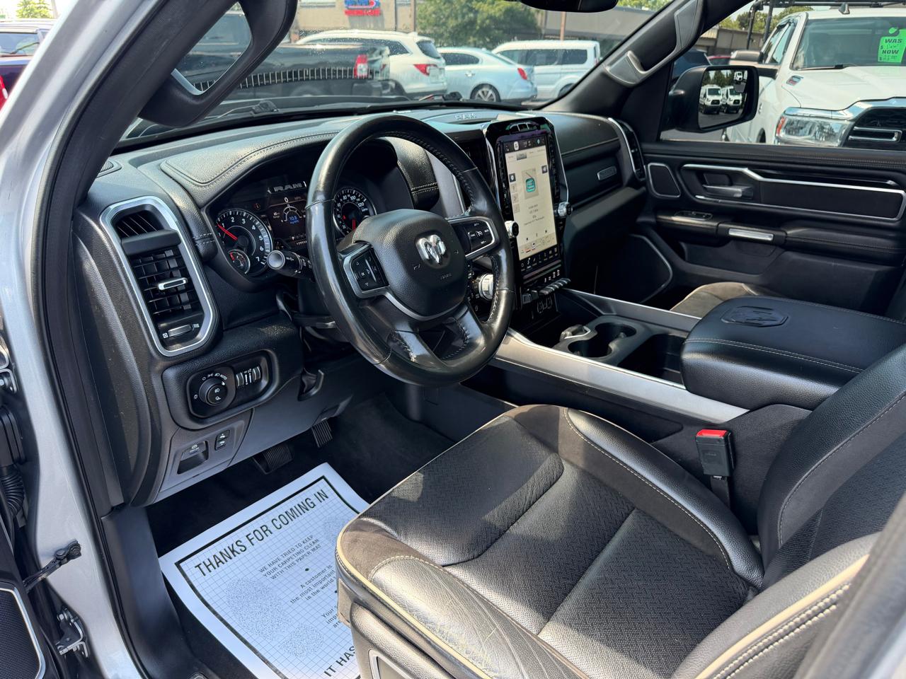 RAM 1500 Laramie 4x4 Crew Cab 5'7" Box 2022