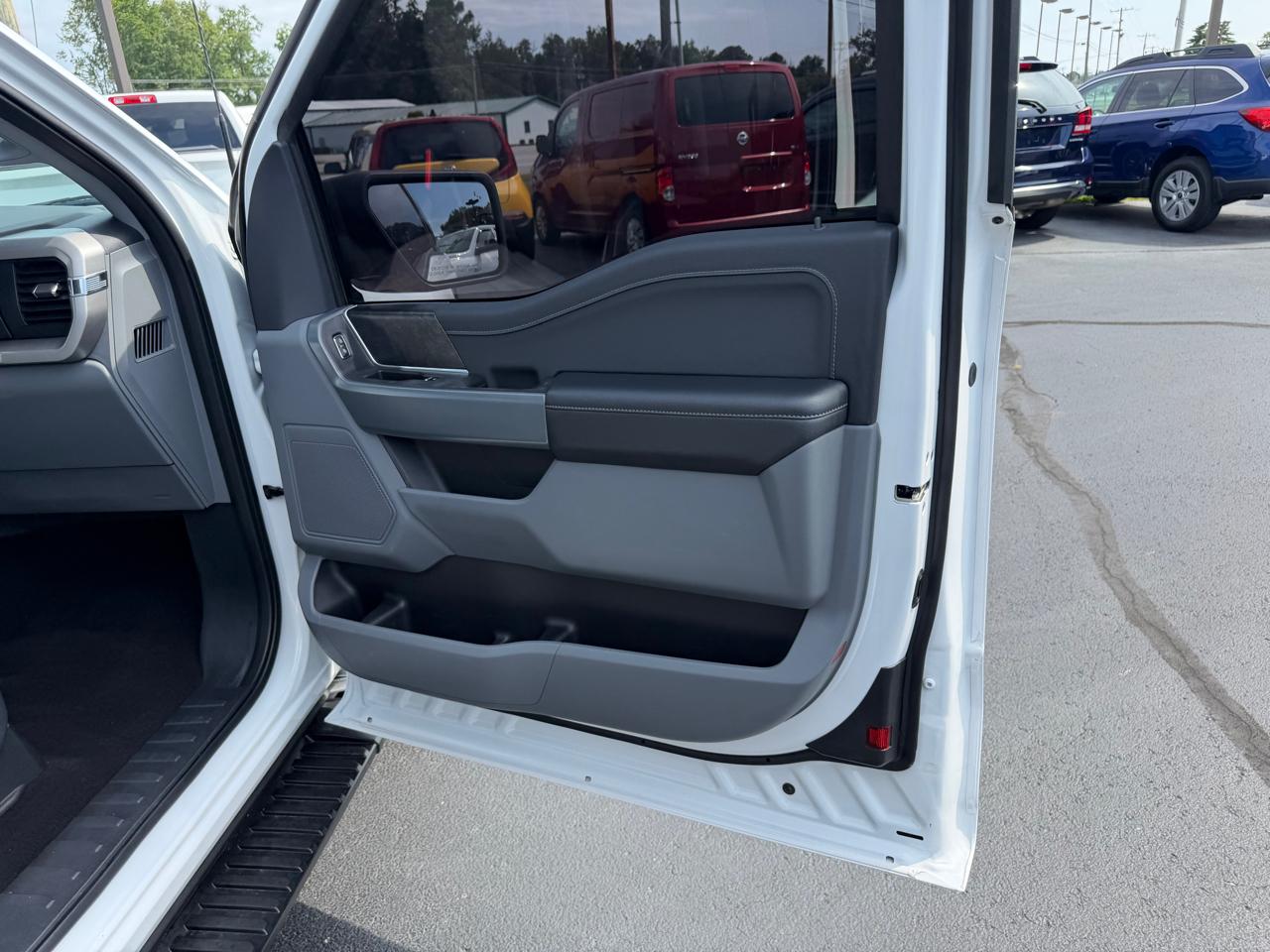 Ford F-150 XLT 2WD SuperCab 6.5' Box 2022