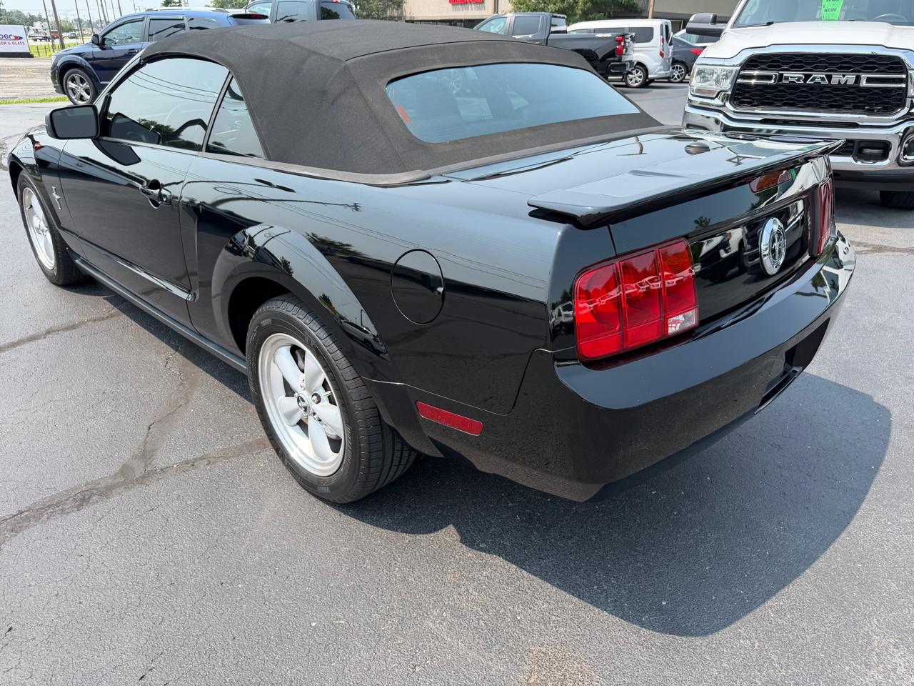 Ford Mustang 2dr Conv Premium 2007