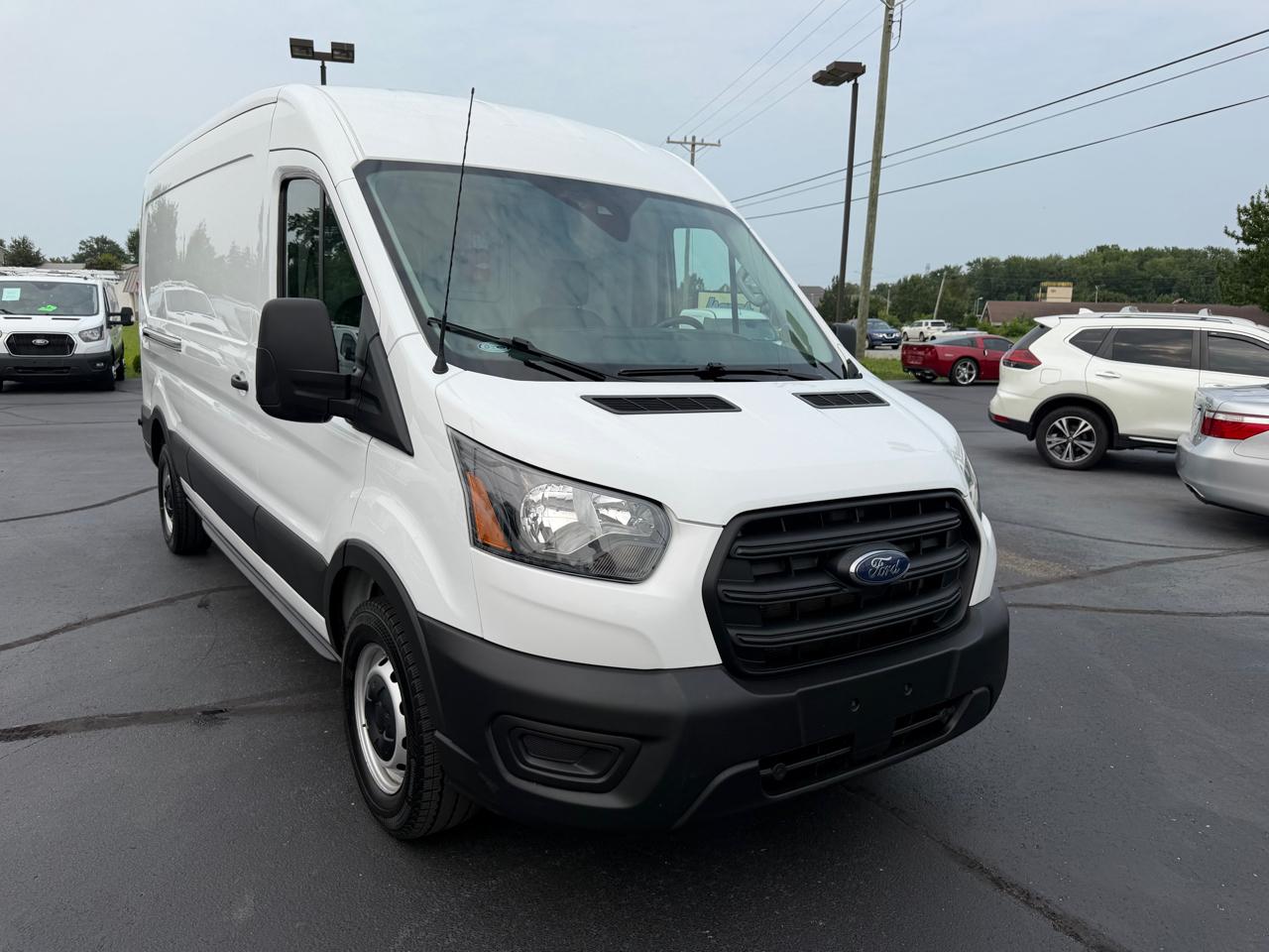 Ford Transit Cargo Van T-250 130" Med Rf 9070 GVWR RWD 2020
