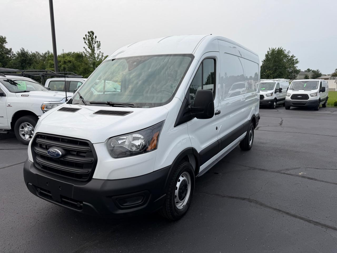 Ford Transit Cargo Van T-250 130" Med Rf 9070 GVWR RWD 2020