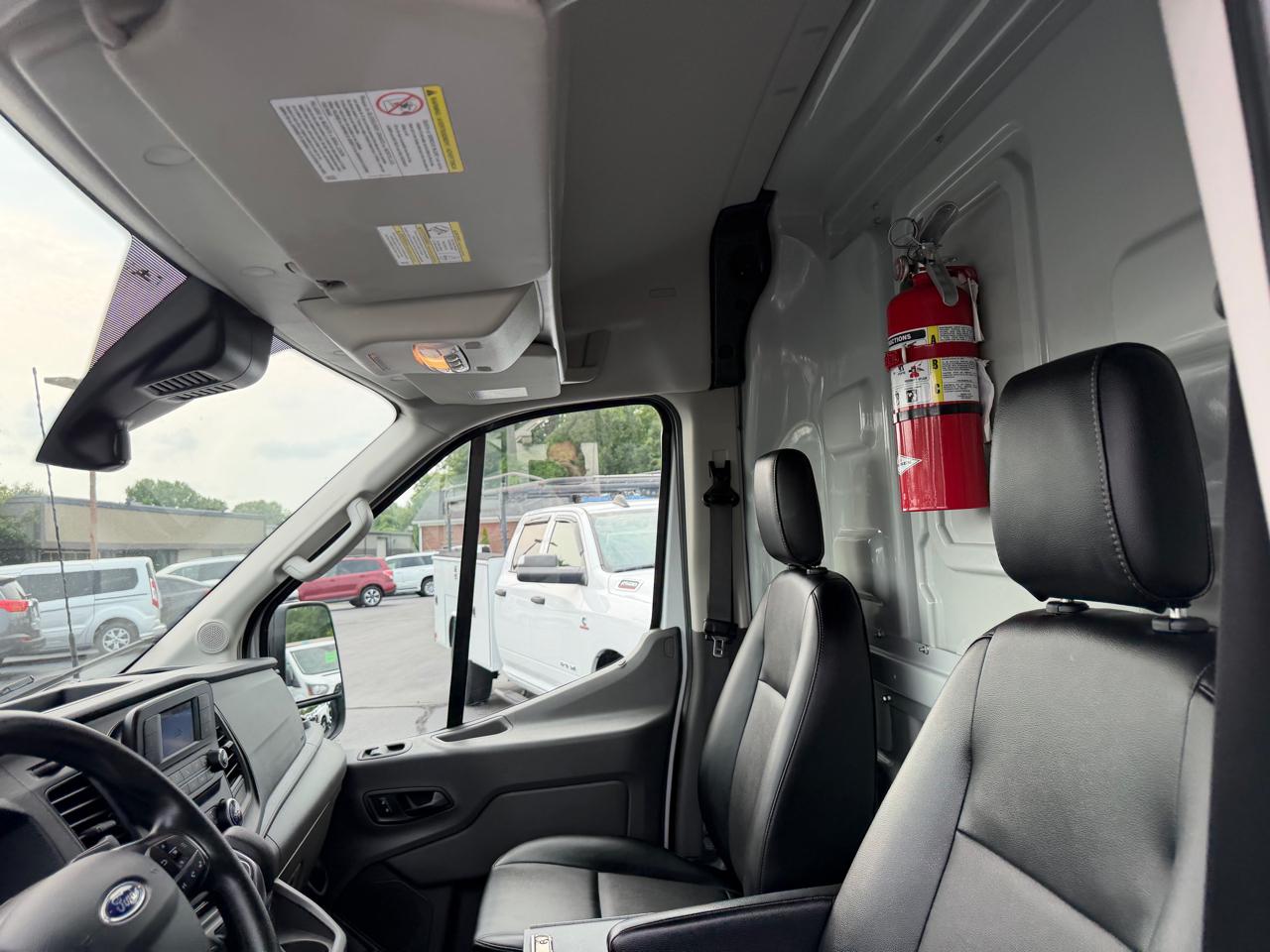 Ford Transit Cargo Van T-250 130" Med Rf 9070 GVWR RWD 2020