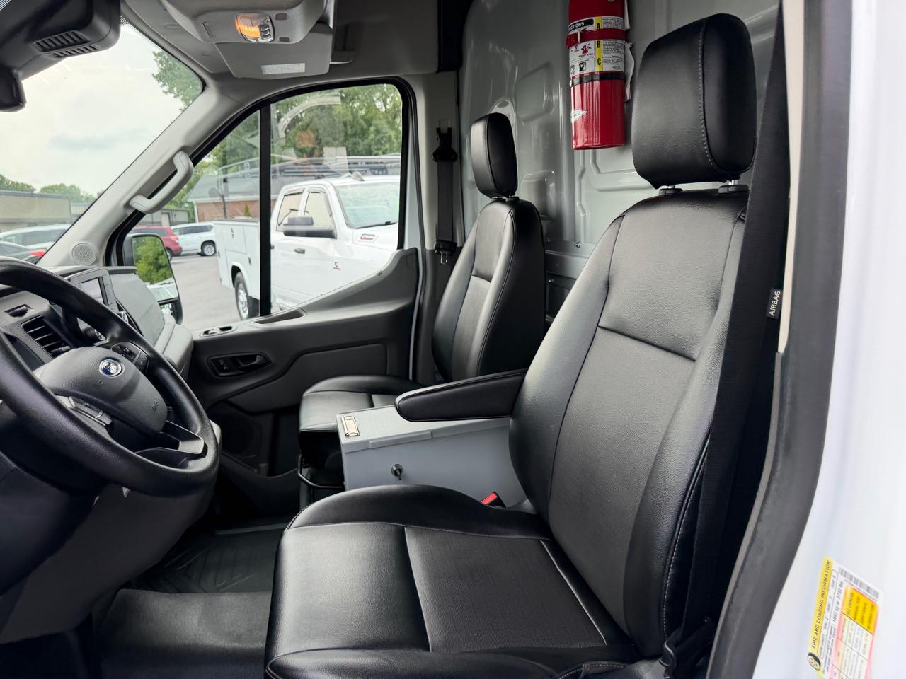 Ford Transit Cargo Van T-250 130" Med Rf 9070 GVWR RWD 2020