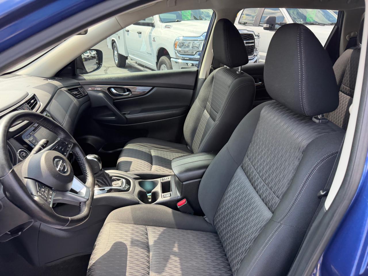 Nissan Rogue FWD SV 2018