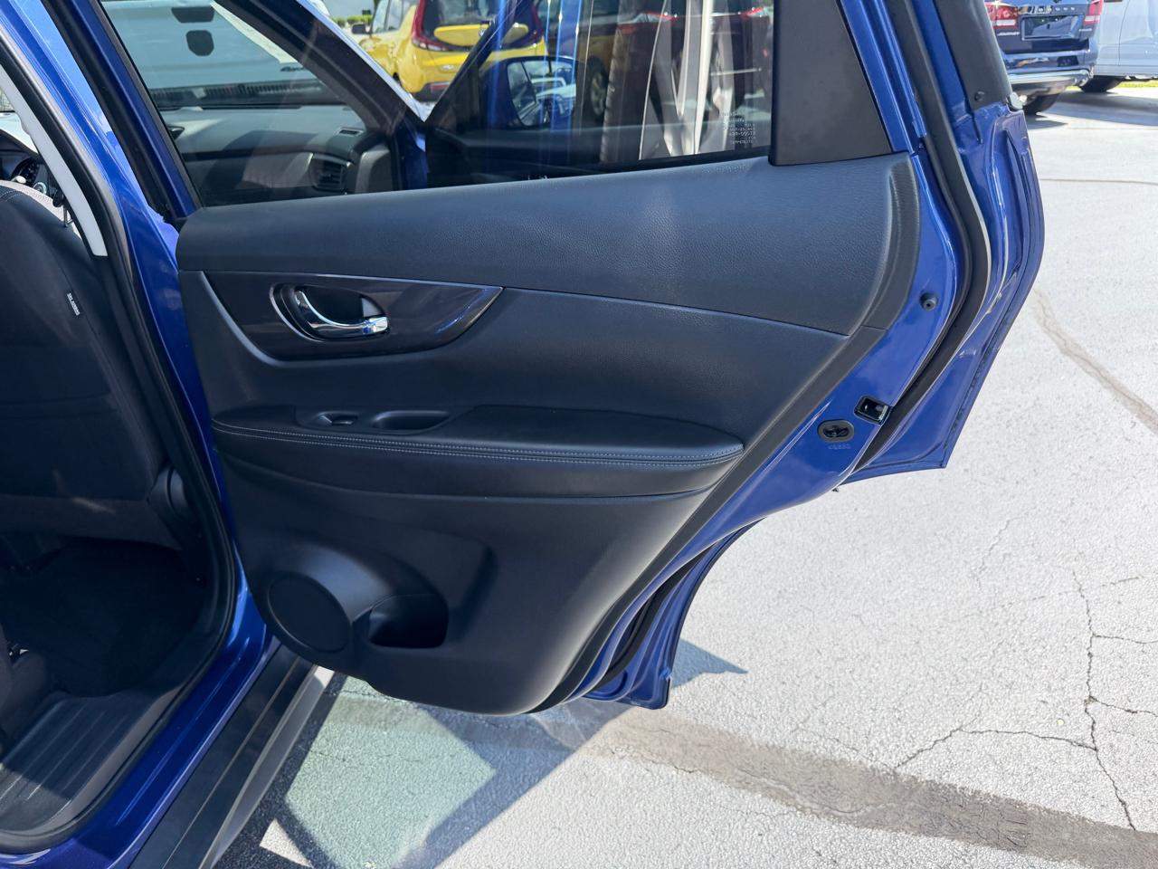 Nissan Rogue FWD SV 2018