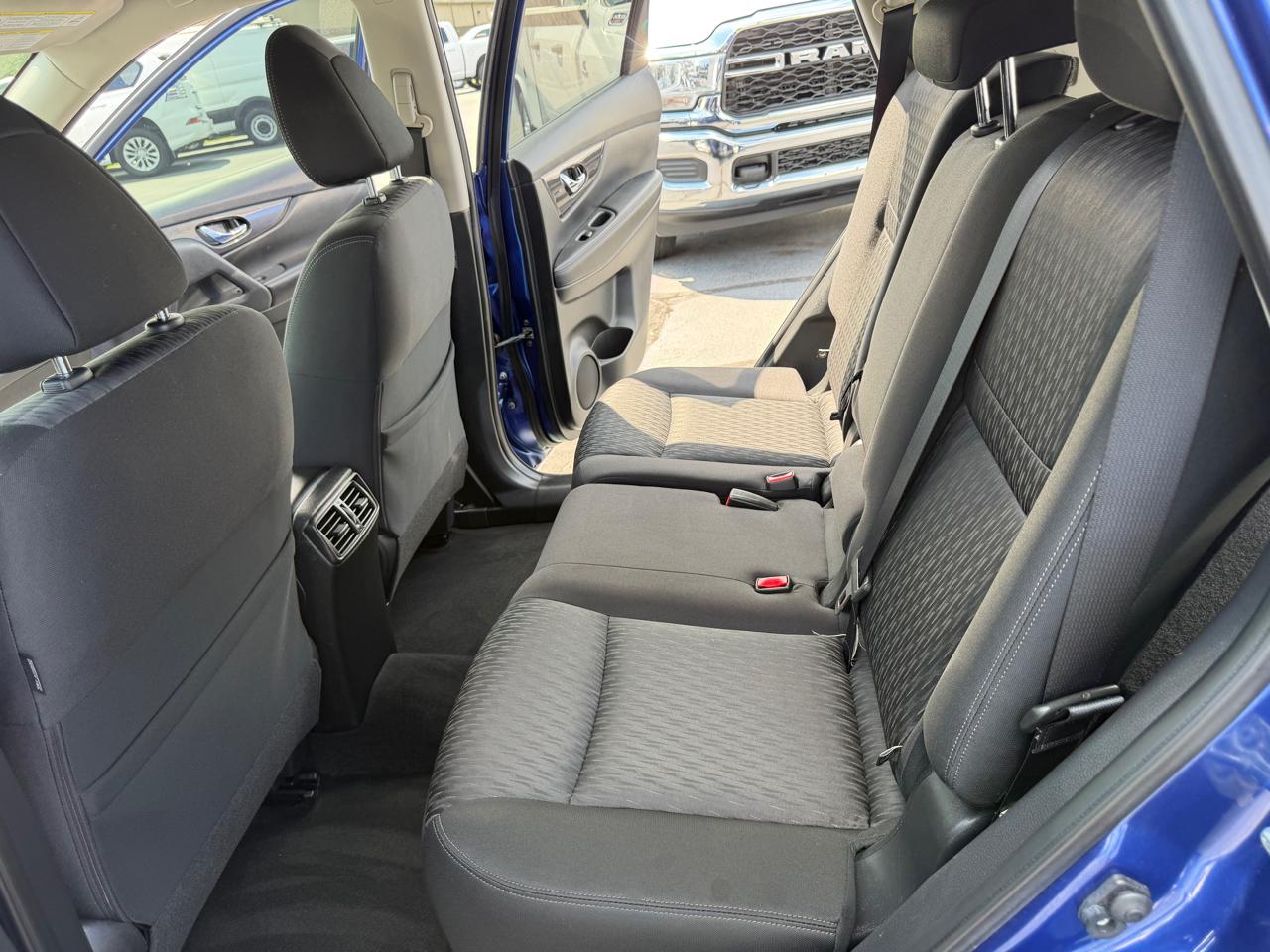 Nissan Rogue FWD SV 2018