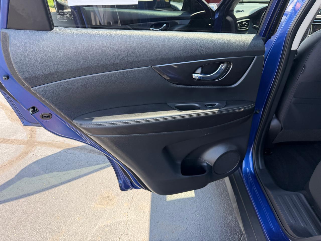 Nissan Rogue FWD SV 2018