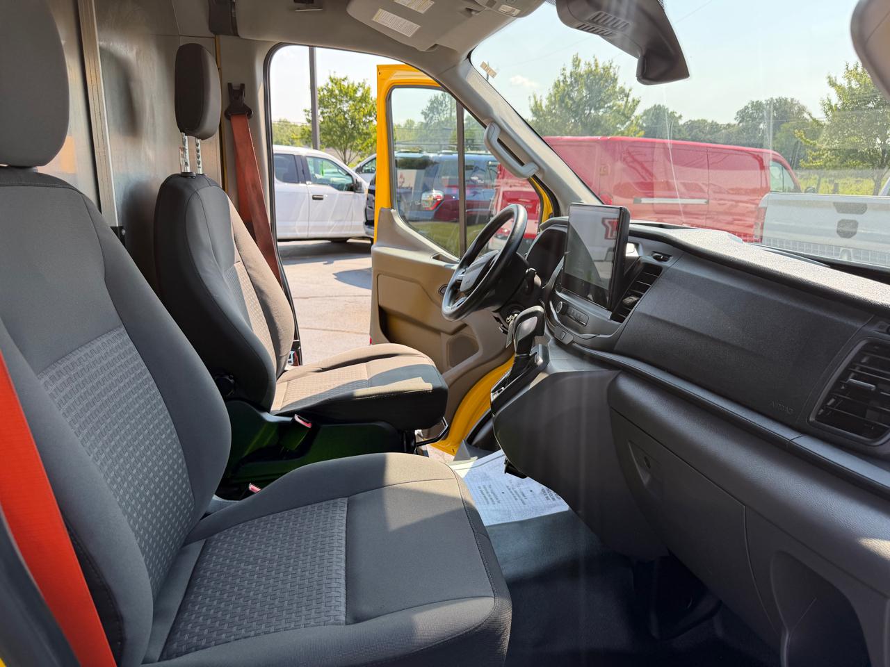 2022 Ford Transit Van Base - Photo 24