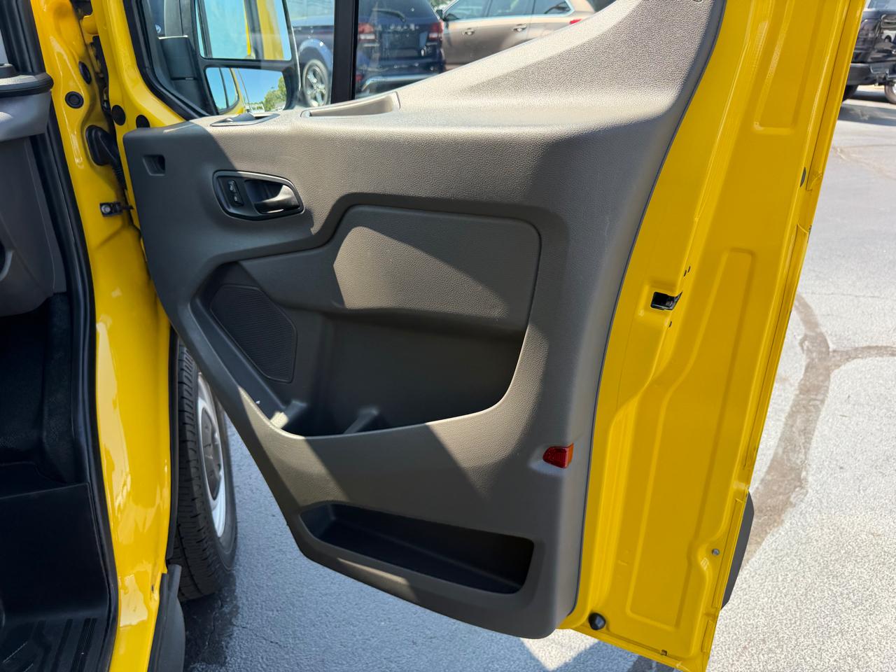 2022 Ford Transit Van Base - Photo 31