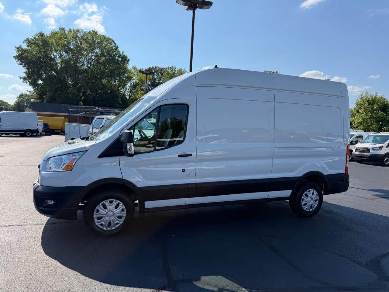 Ford Transit Cargo Van T-250 148" Hi Rf 9070 GVWR RWD 2021