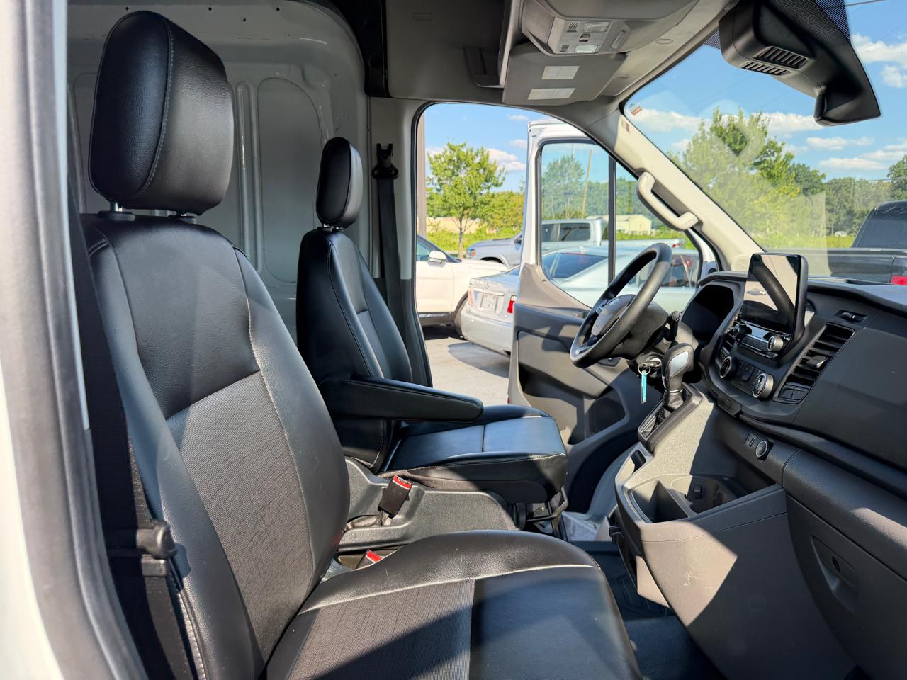 Ford Transit Cargo Van T-250 148" Hi Rf 9070 GVWR RWD 2021