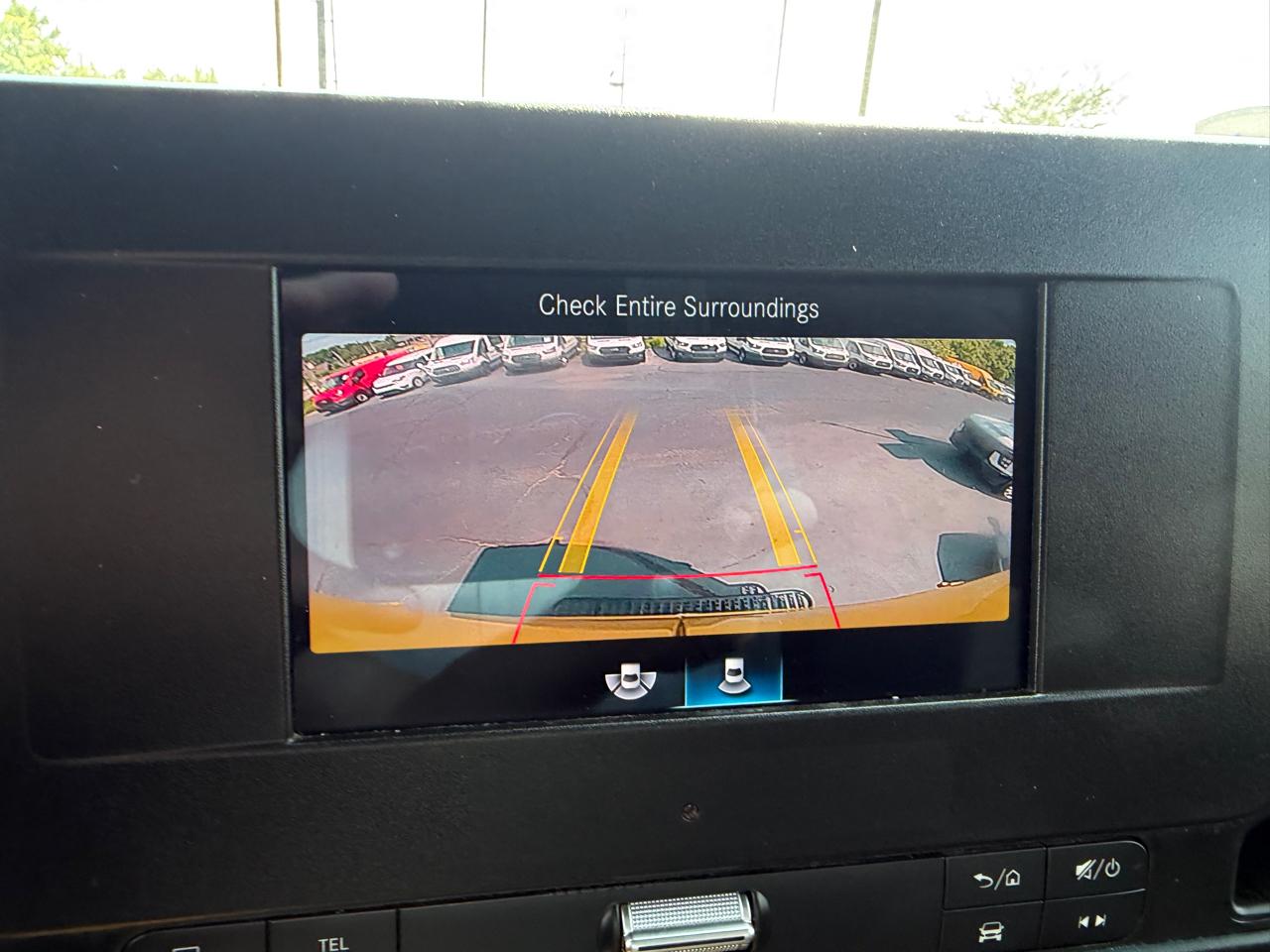 Mercedes-Benz Sprinter Cargo Van 2500 High Roof I4 Gas 170" RWD 2021