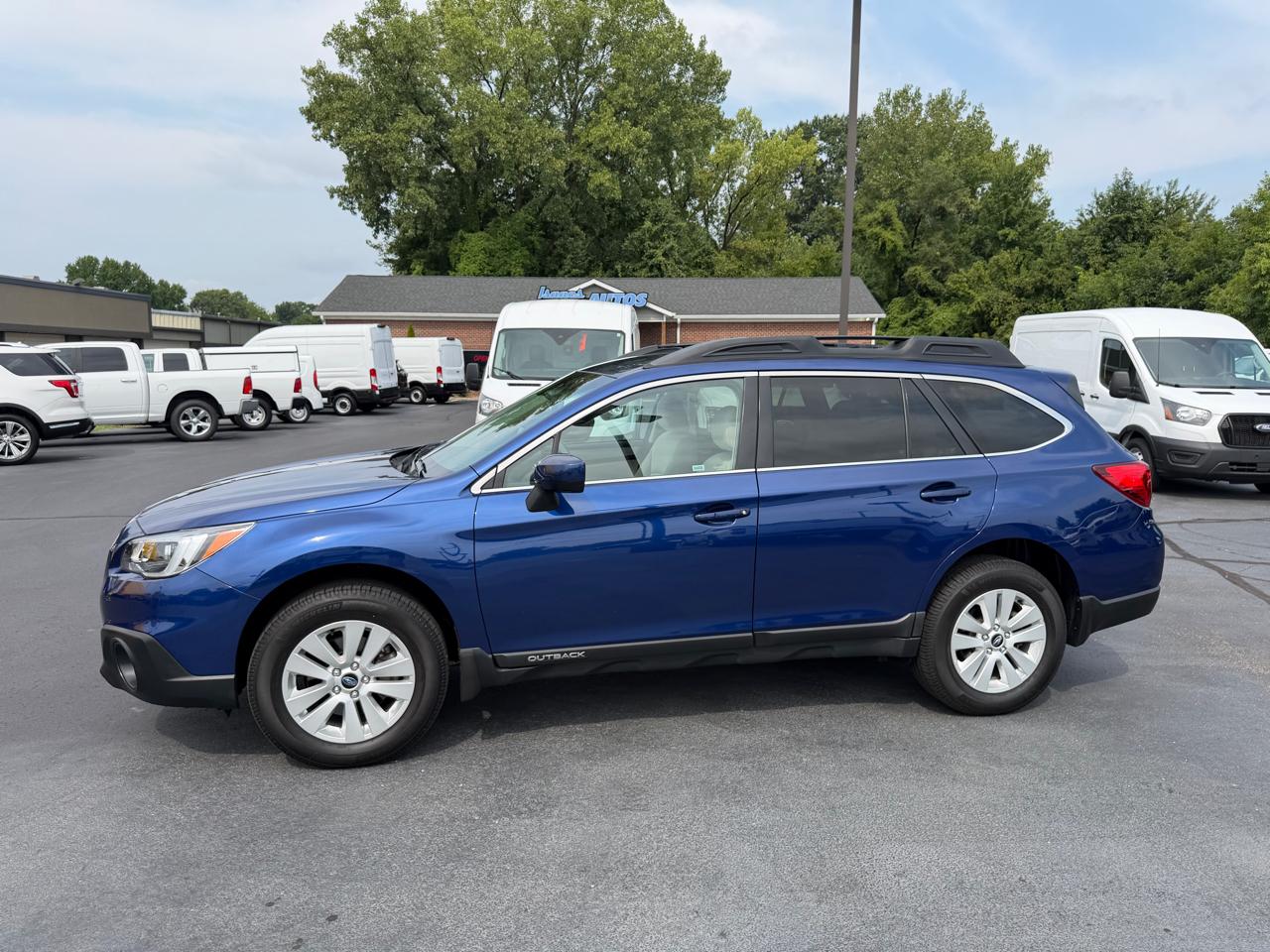 Subaru Outback 4dr Wgn 2.5i Premium 2016