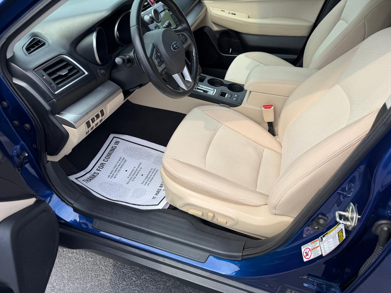 Subaru Outback 4dr Wgn 2.5i Premium 2016
