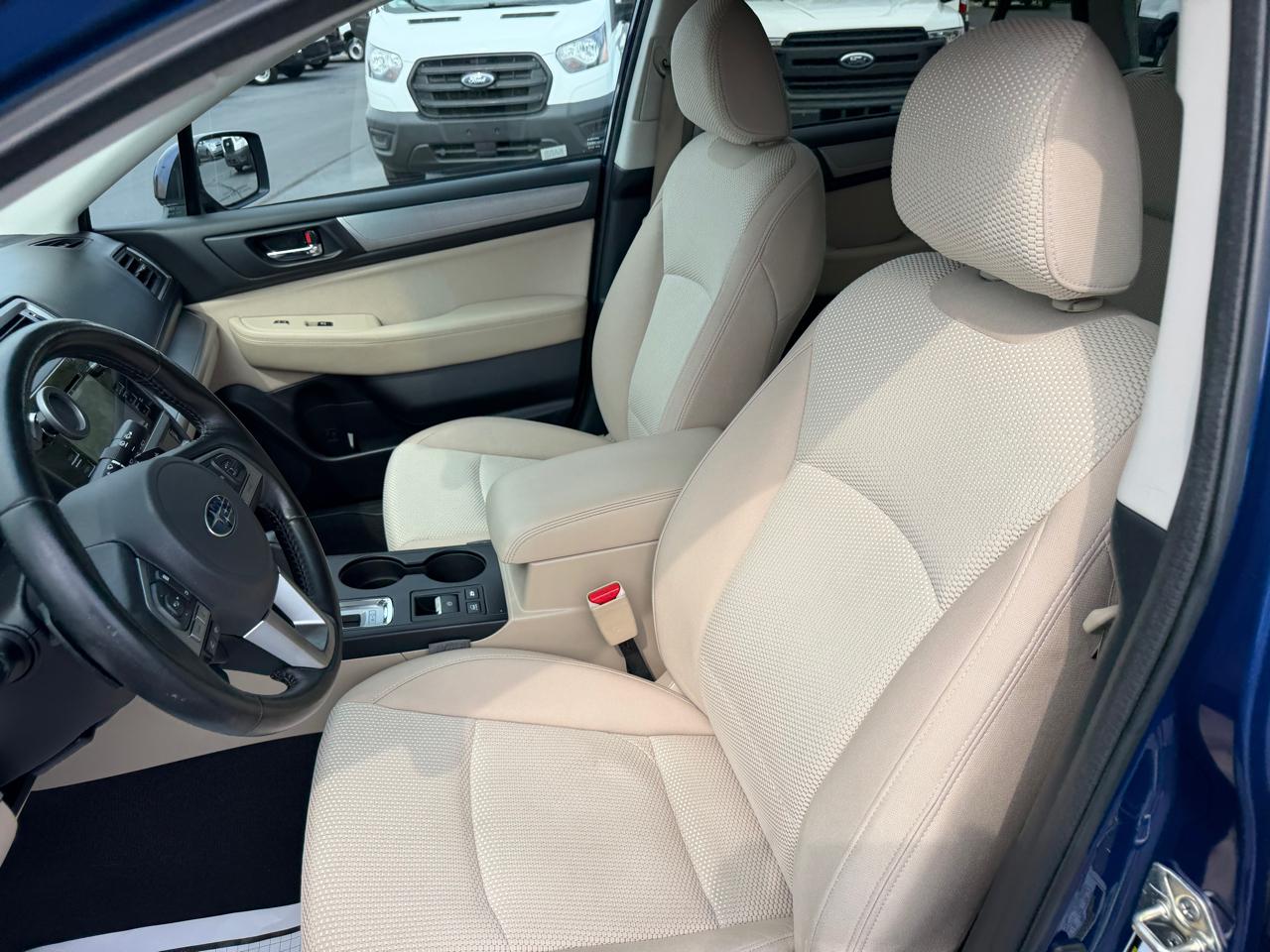 Subaru Outback 4dr Wgn 2.5i Premium 2016