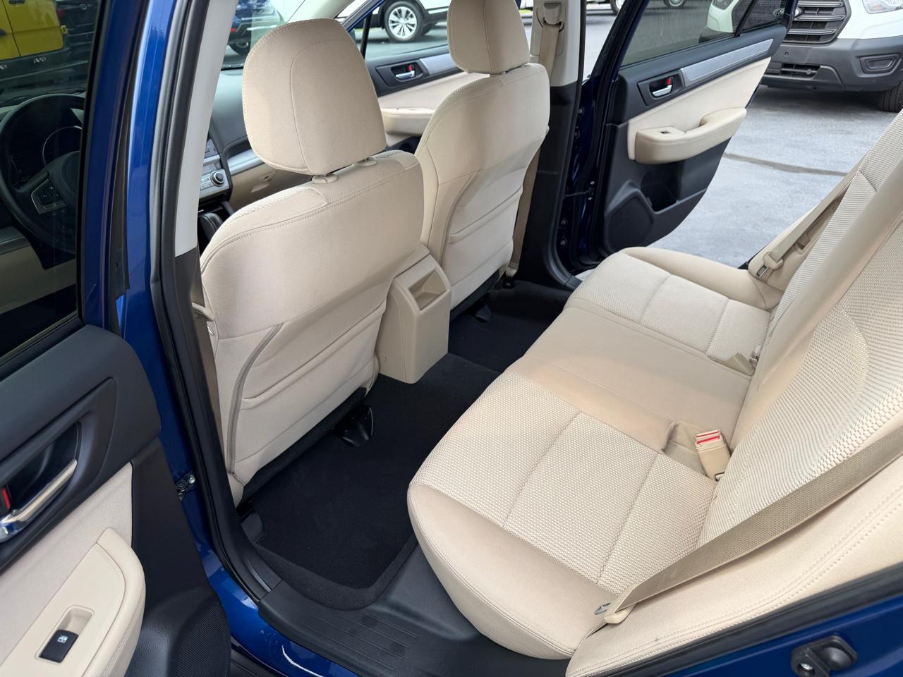 Subaru Outback 4dr Wgn 2.5i Premium 2016