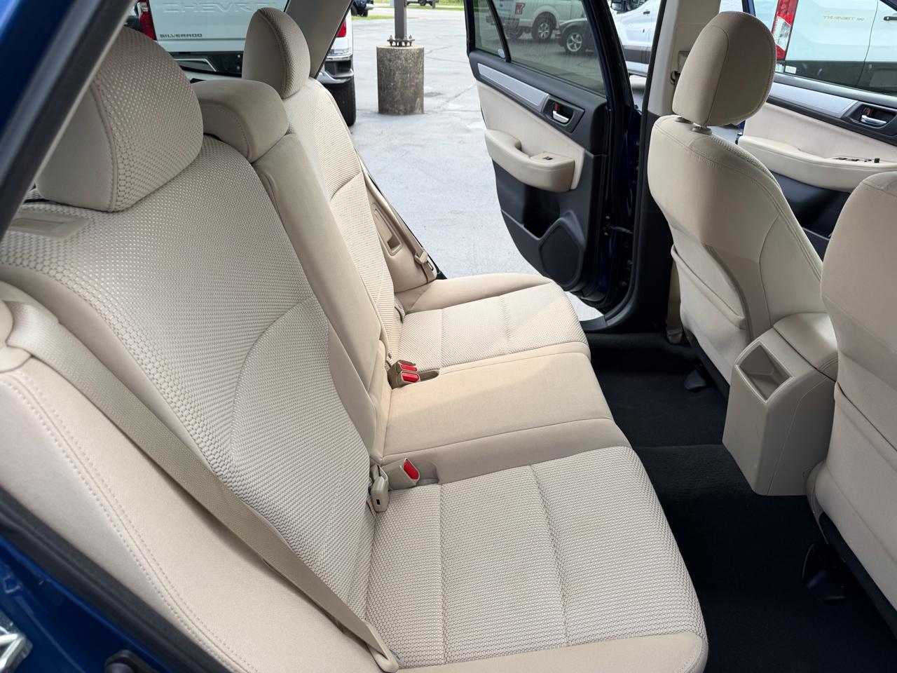 Subaru Outback 4dr Wgn 2.5i Premium 2016
