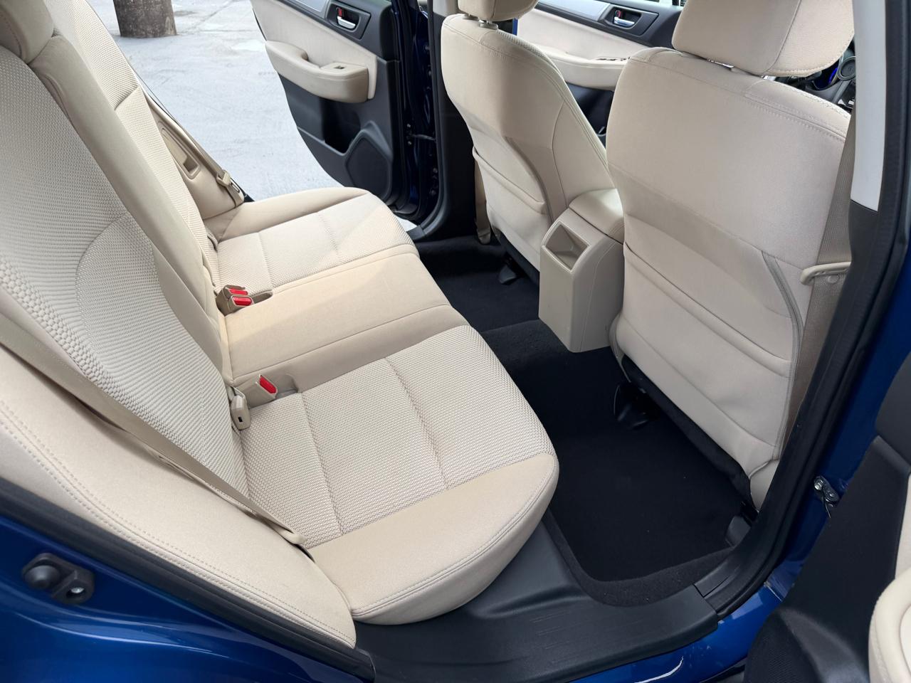 Subaru Outback 4dr Wgn 2.5i Premium 2016