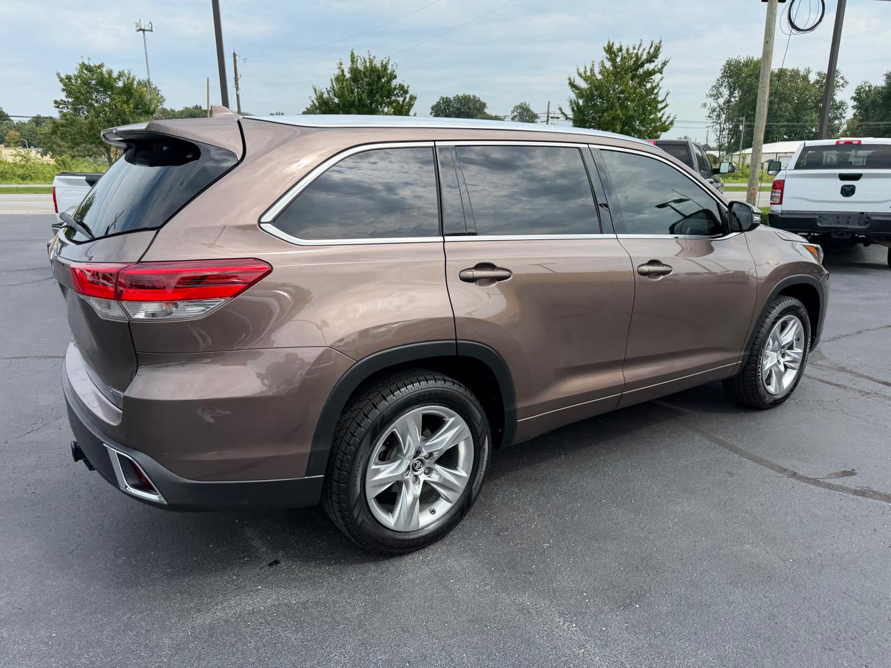 Toyota Highlander  2017