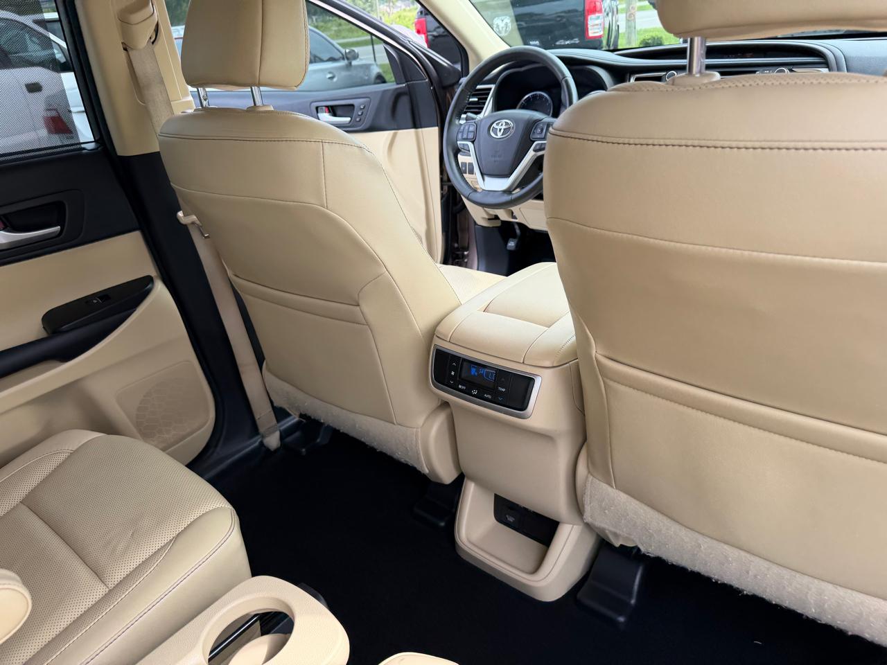 Toyota Highlander  2017